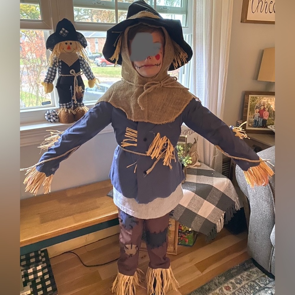Kids Scarecrow Halloween Costume.